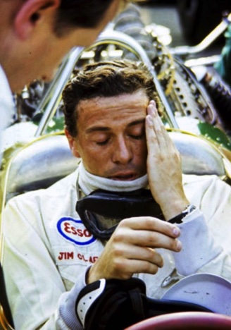 Quelques soucis de mise au point de la nouvelle Lotus V8 Ford de 1967 mais cela s'arrangera...